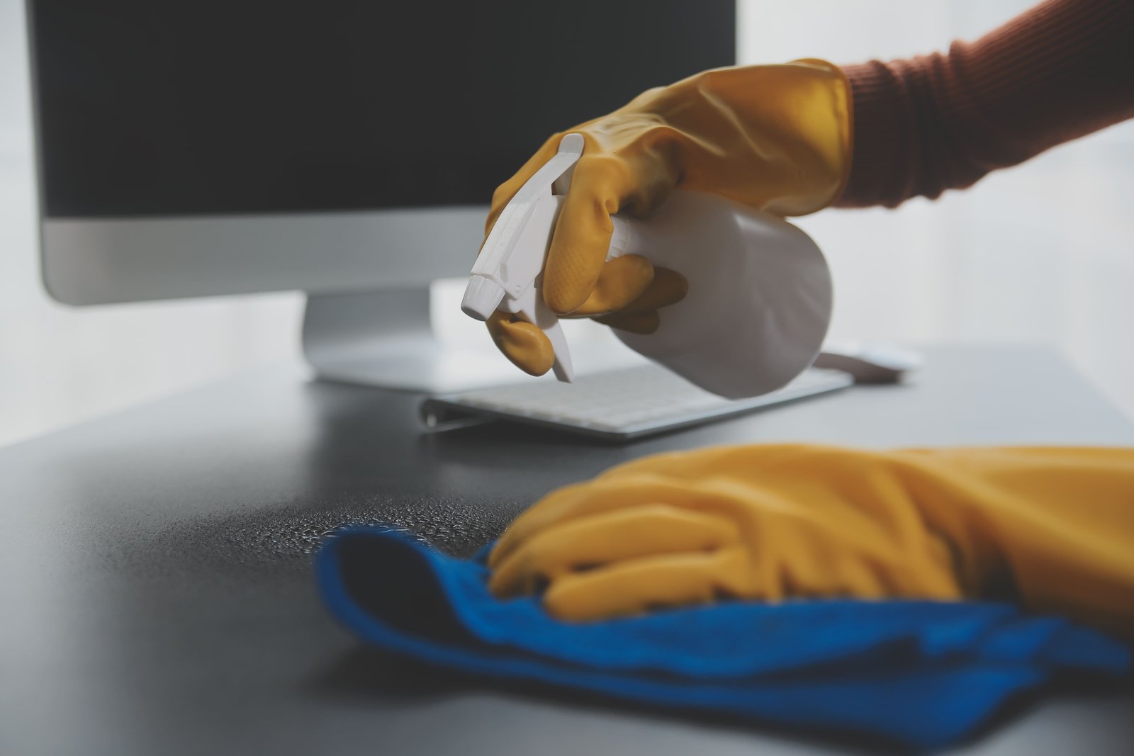 Office Cleaning Sanitazing table